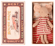 Load image into Gallery viewer, Maileg Big Sister Mouse in Matchbox
