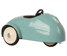 Load image into Gallery viewer, Maileg Mouse Car with Garage
