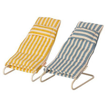Load image into Gallery viewer, Beach Chair Set

